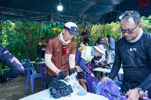 BIB: 
                            <button type="button" onclick="openModal(28155126)" class="btn btn-primary btn-sm float-right btn-popup" data-toggle="modal" data-target=".modal-high-quality">
                        <i class="fas fa-shopping-cart"></i> Add to Cart
                    </button>
                                            <button type="button" onclick="isThisMe(28155126, true)" class="btn btn-success btn-sm float-right btn-popup btn-isme hidden" data-toggle="tooltip" data-placement="bottom" title="นี่คือรูปของคุณใช่ไหม คลิกที่นี่เพื่อเอาเข้าอัลบั้ม">
                        <i class="fas fa-plus"></i> Add to album
                    </button>
                    <button type="button" onclick="isThisMe(28155126, false)" class="btn btn-warning btn-sm float-right btn-popup btn-isnotme hidden">
                        <i class="fas fa-ban"></i> Remove from album
                    </button>